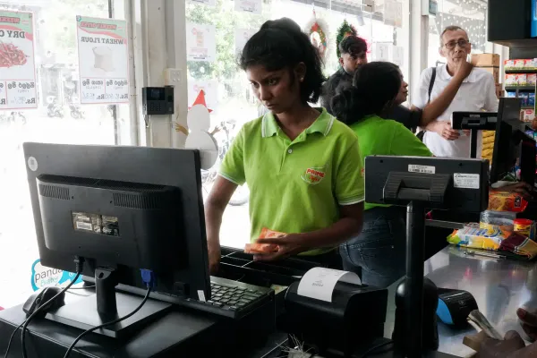 Nainamadama Shopping Floor
